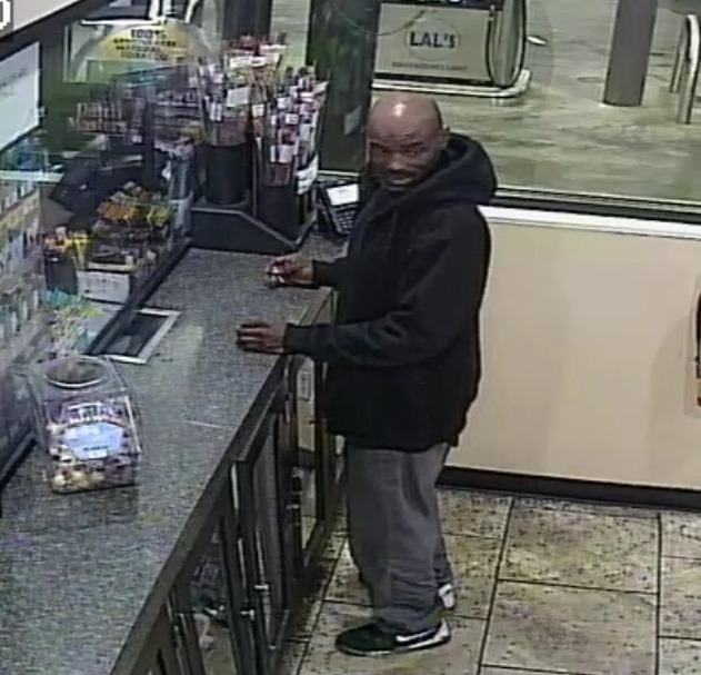 Metro Seeks to Identify Robbery Suspects - SAVANNAH POLICE